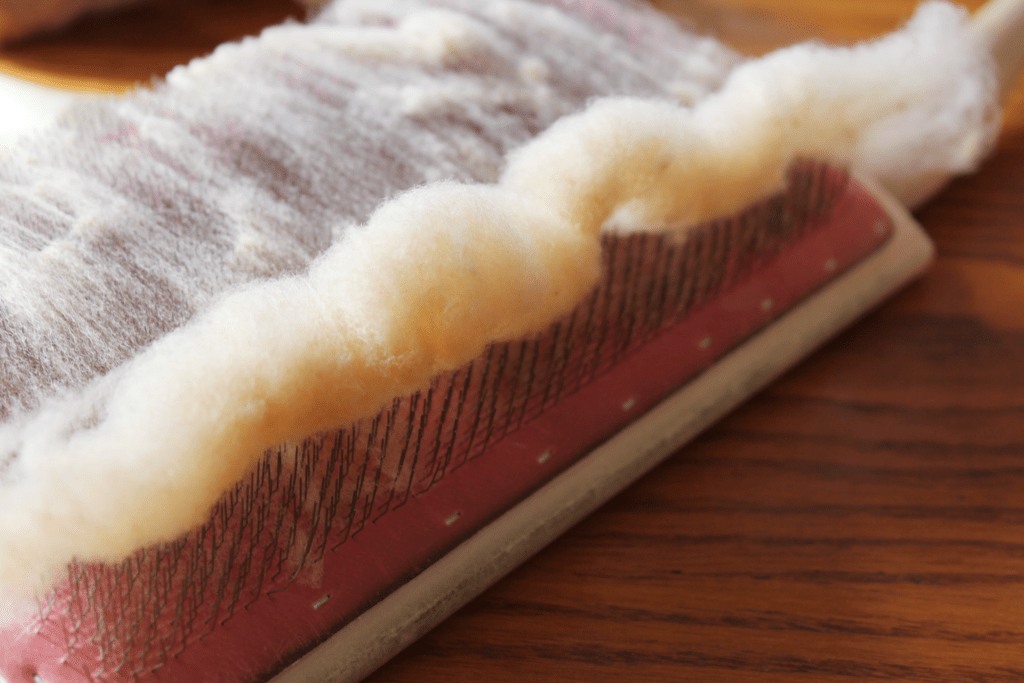 Creating a batt with a hand carder